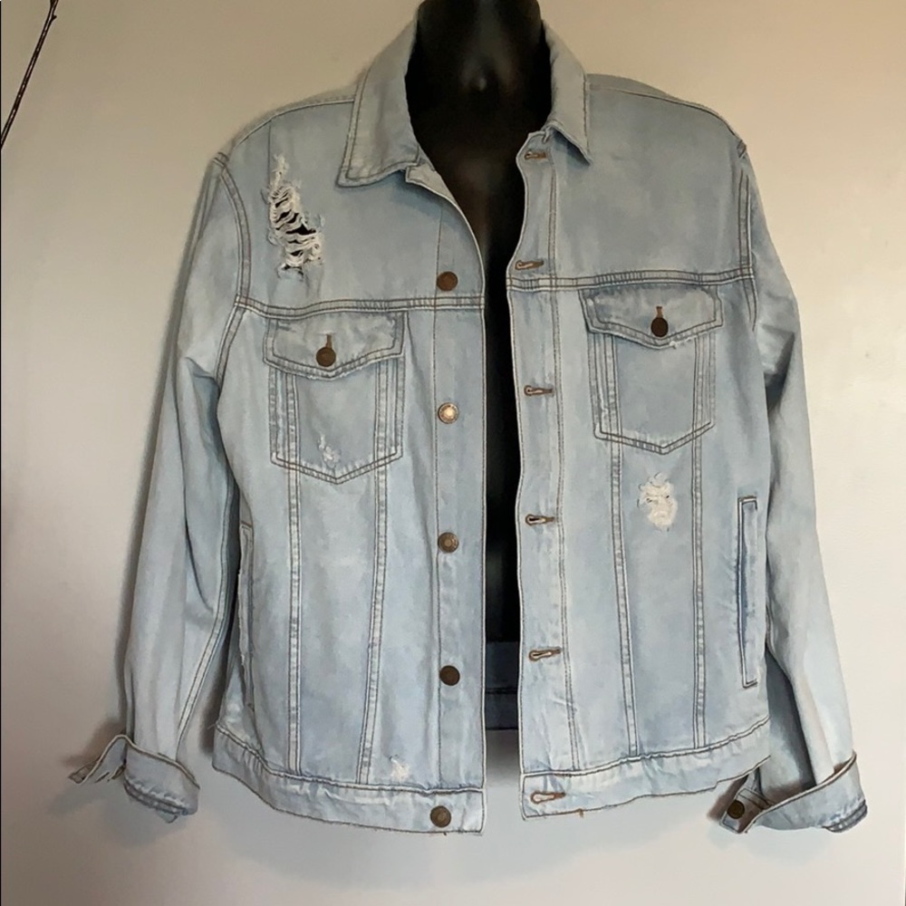 Divided H & M men’s distressed jean jacket